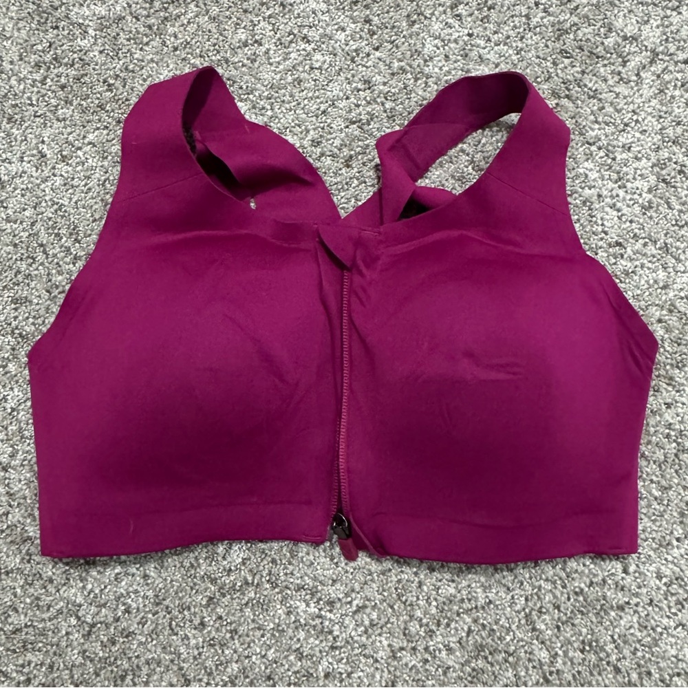 Lululemon front zip sports bra